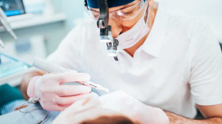  Tooth Extraction 